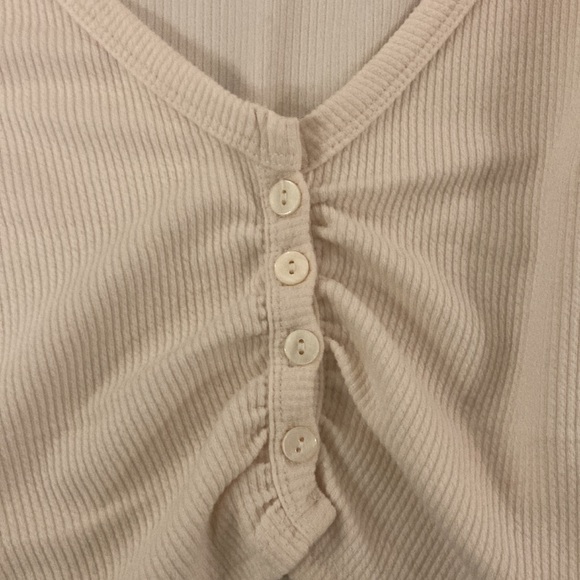 Super cute Garage long sleeve crop - Picture 2 of 3